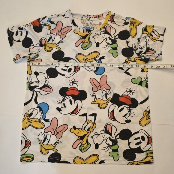 Disney Mickey & Friends All-Over Print Short Sleeve T-Shirt Youth Large L - Picture 4 of 4